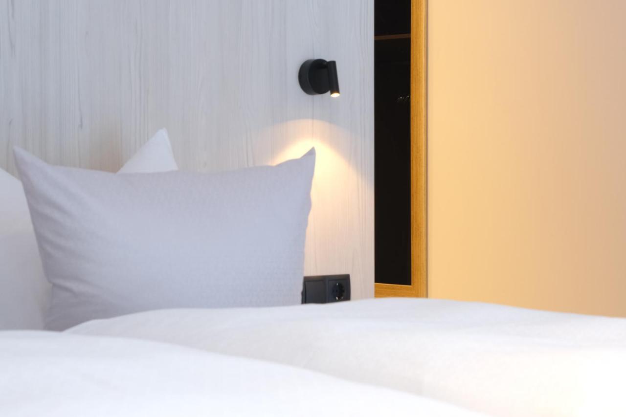Hotel Die Arlbergerin -New- All-In Super Flex Rate (Adults Only) Sankt Anton am Arlberg Buitenkant foto